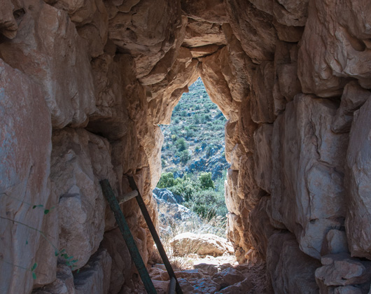 Cyclopean Walls